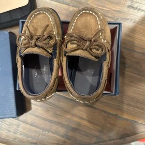 Sperry X vineyard vines boat shoes size 6